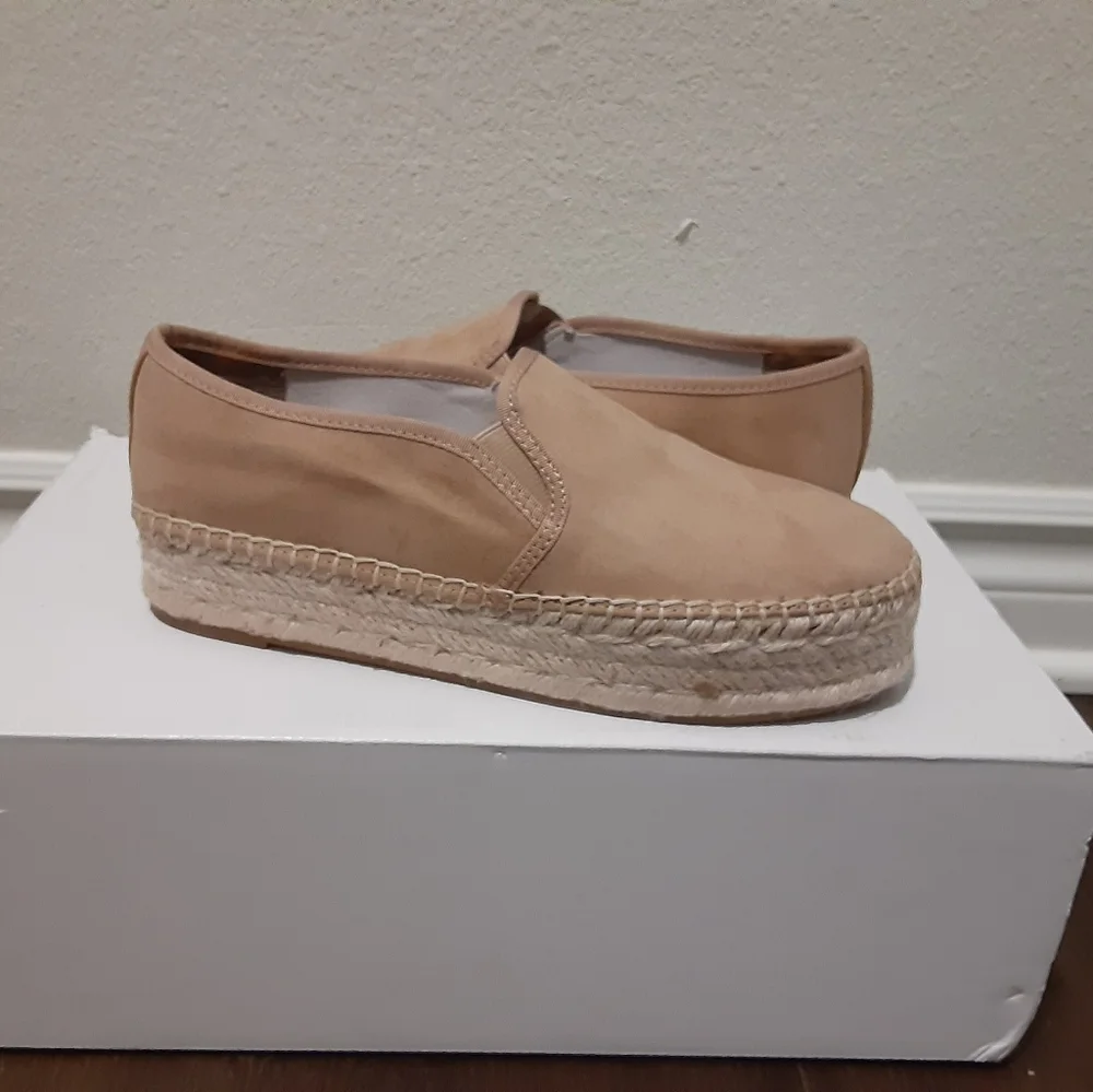 Circus by Sam Edelman Tan Espadrille Platform Slip-Ons